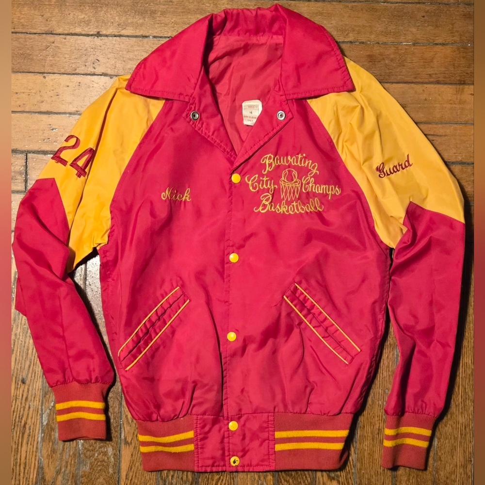 VTG 70s True Vintage Batawing Braves Nylon Varisty Jacket M